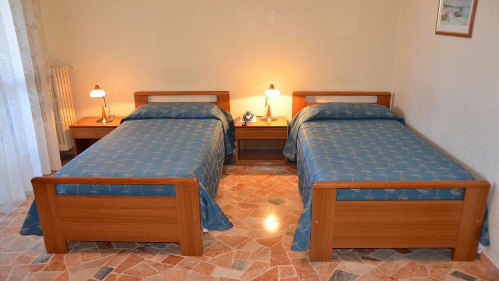 Hotel A-14 Modugno Esterno foto
