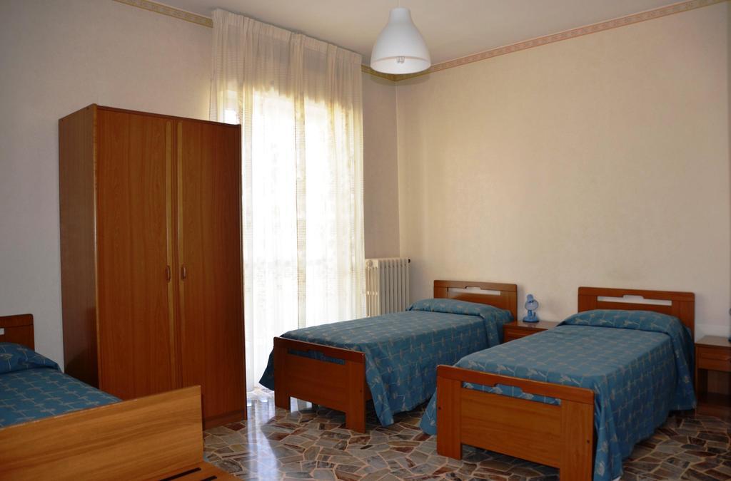Hotel A-14 Modugno Camera foto