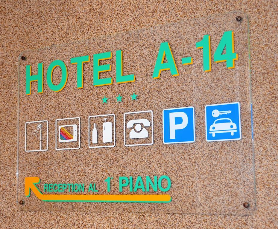 Hotel A-14 Modugno Esterno foto